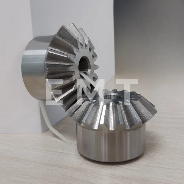 Коническая пара прямозубая (B) C27B301, передат. число=1:1, M=1,5, Z=30/30, EMT | ЕМТ